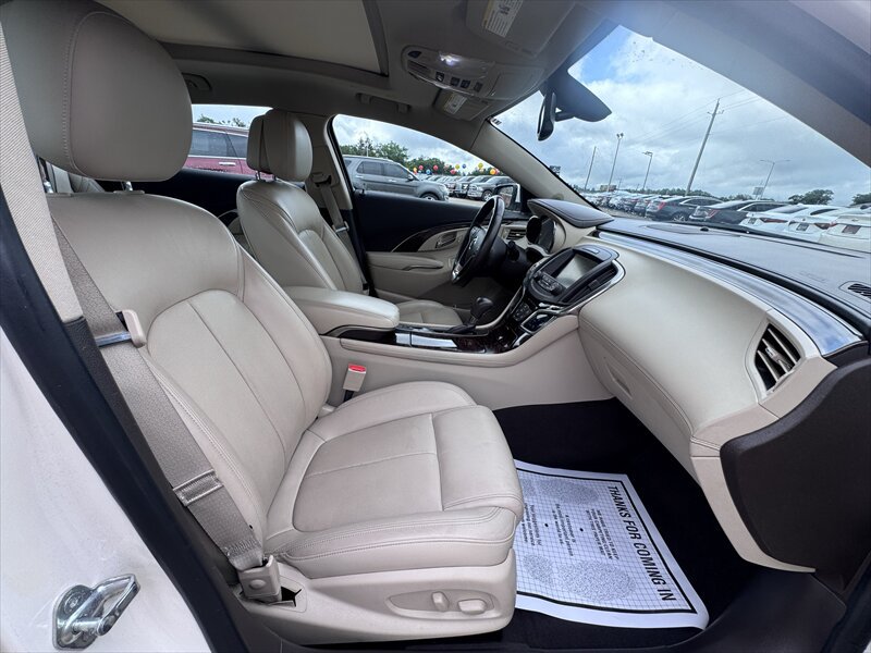 Used 2014 Buick LaCrosse Premium FWD image 13