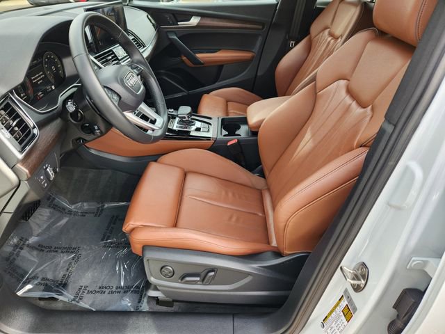 Used 2025 Audi Q5 2.0T Premium Plus w/ Premium Plus Package image 11