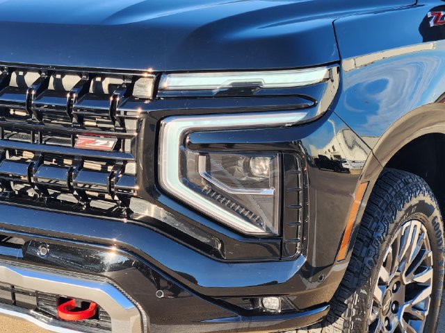 Used 2026 Chevrolet Tahoe Z71 w/ Comfort Package AWD/4WD image 16