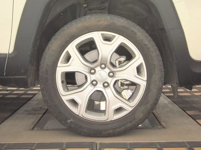 Used 2022 Jeep Renegade Limited AWD/4WD image 12