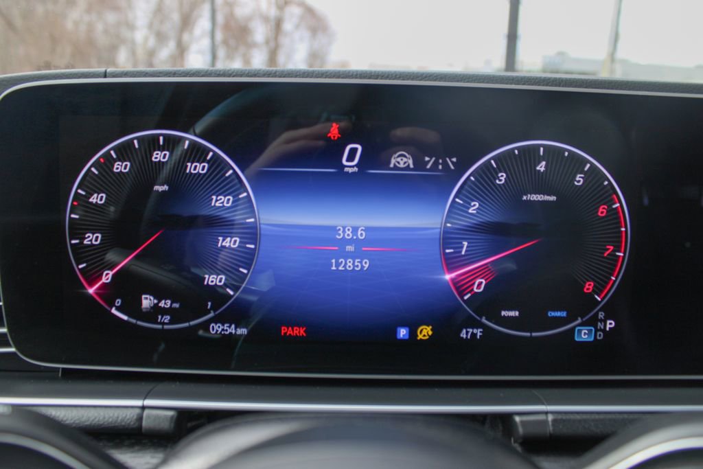 Used 2025 Mercedes-Benz GLS 450 4MATIC image 14