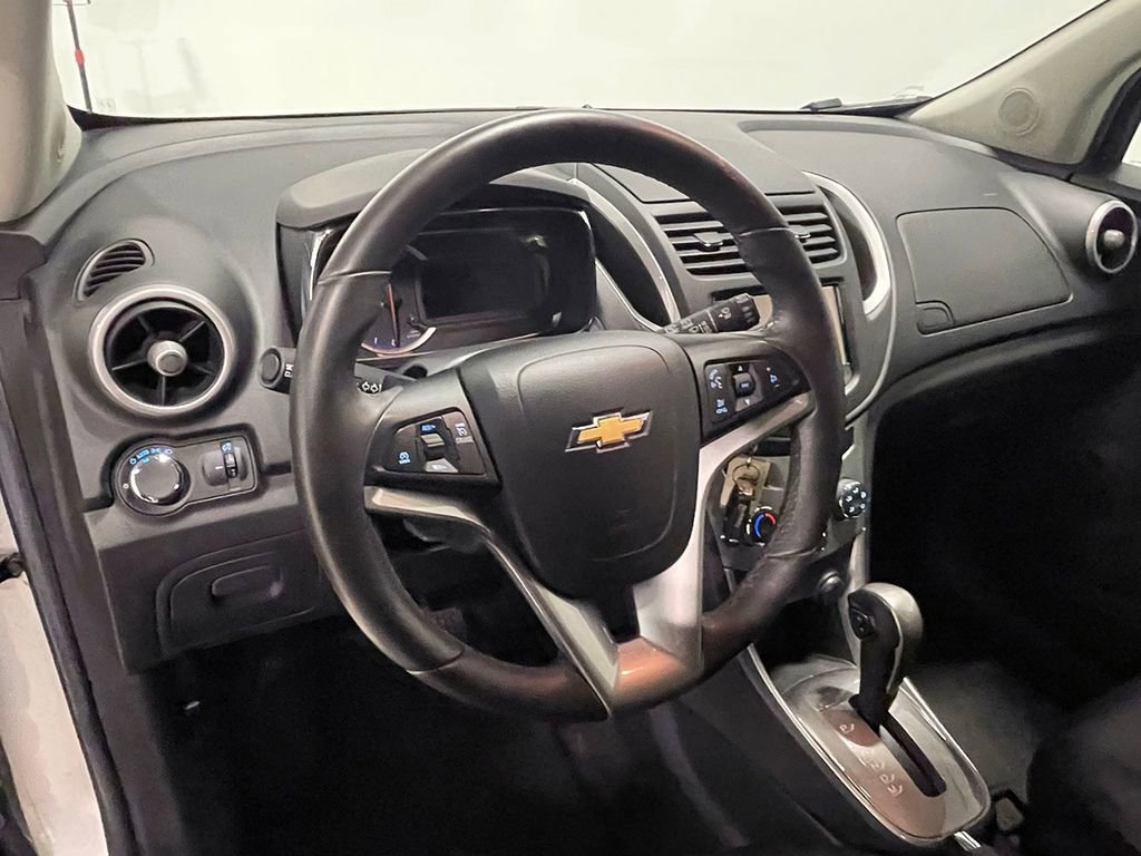Used 2016 Chevrolet Trax LT w/ LT Convenience Package image 20