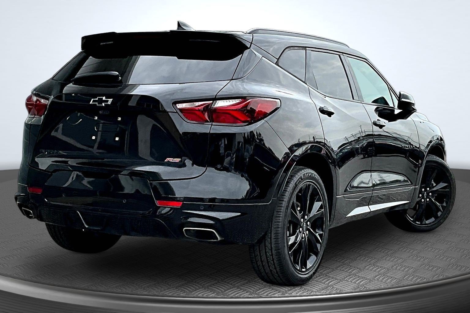 Used 2021 Chevrolet Blazer RS w/ Enhanced Convenience Package FWD image 5