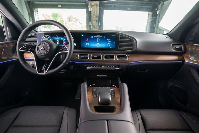 New 2025 Mercedes-Benz GLE 350 4MATIC image 11