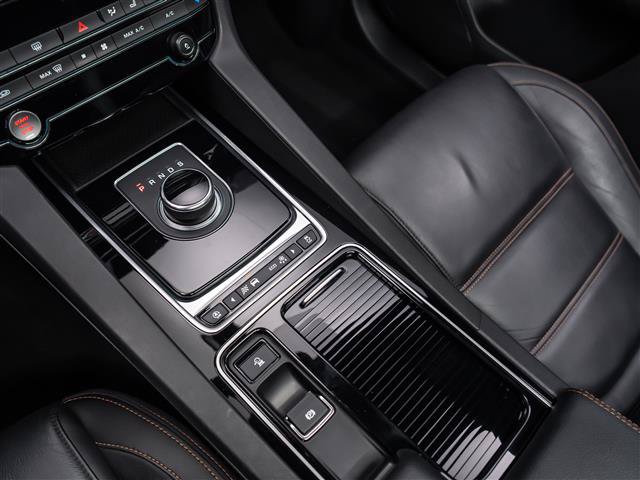 Used 2018 Jaguar F-PACE Prestige AWD/4WD image 27