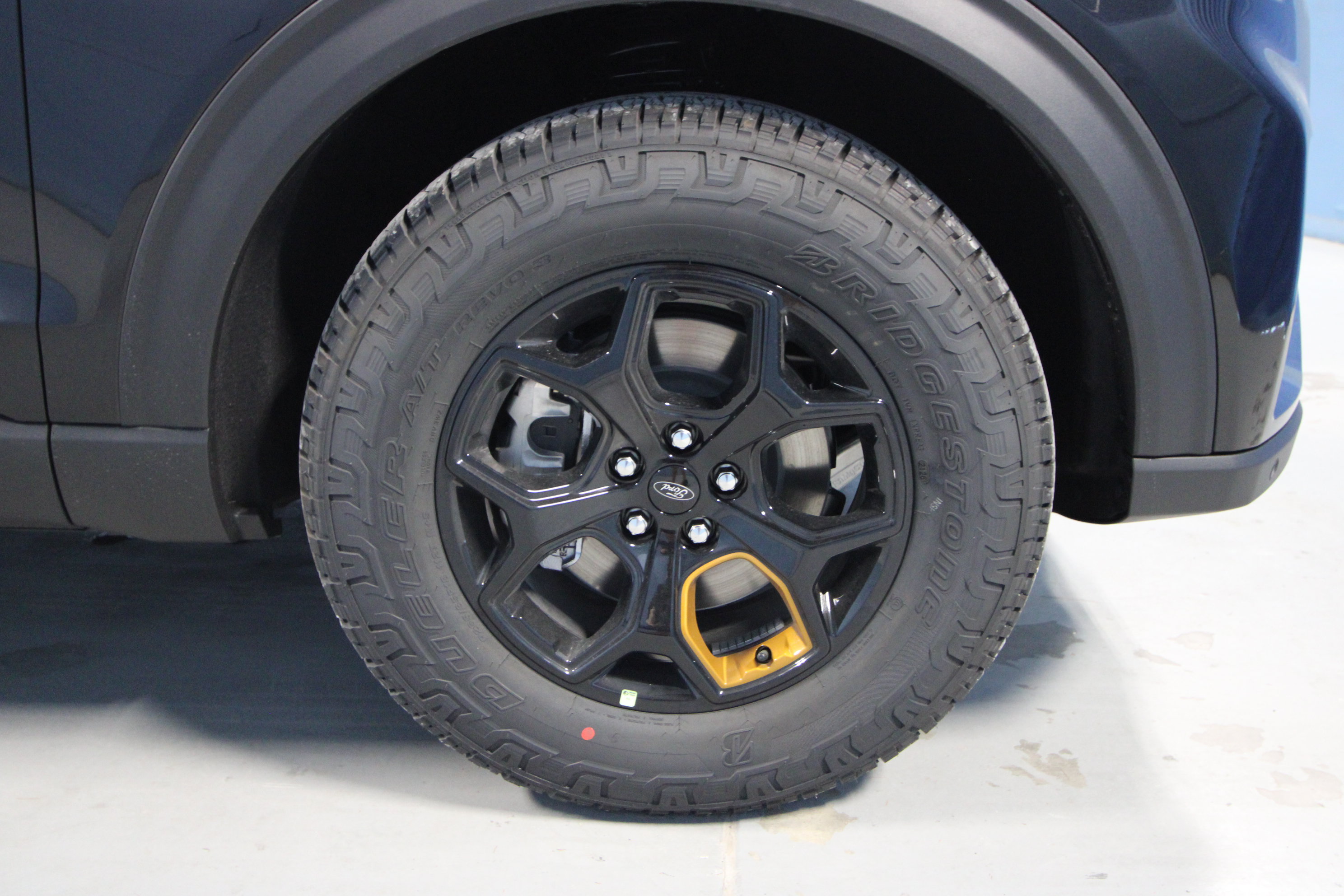 New 2027 Ford Explorer Tremor w/ Tremor Convenience Package AWD/4WD image 32
