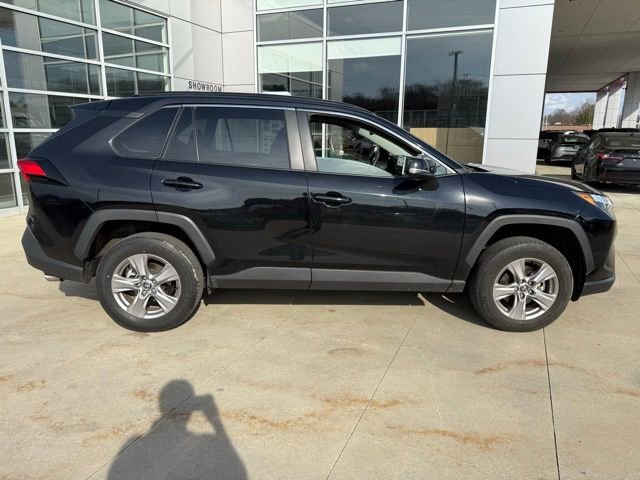 Used 2025 Toyota RAV4 XLE image 8