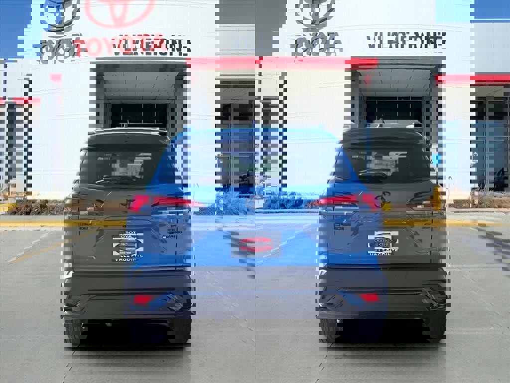 Certified 2026 Toyota Corolla Cross XSE image 4