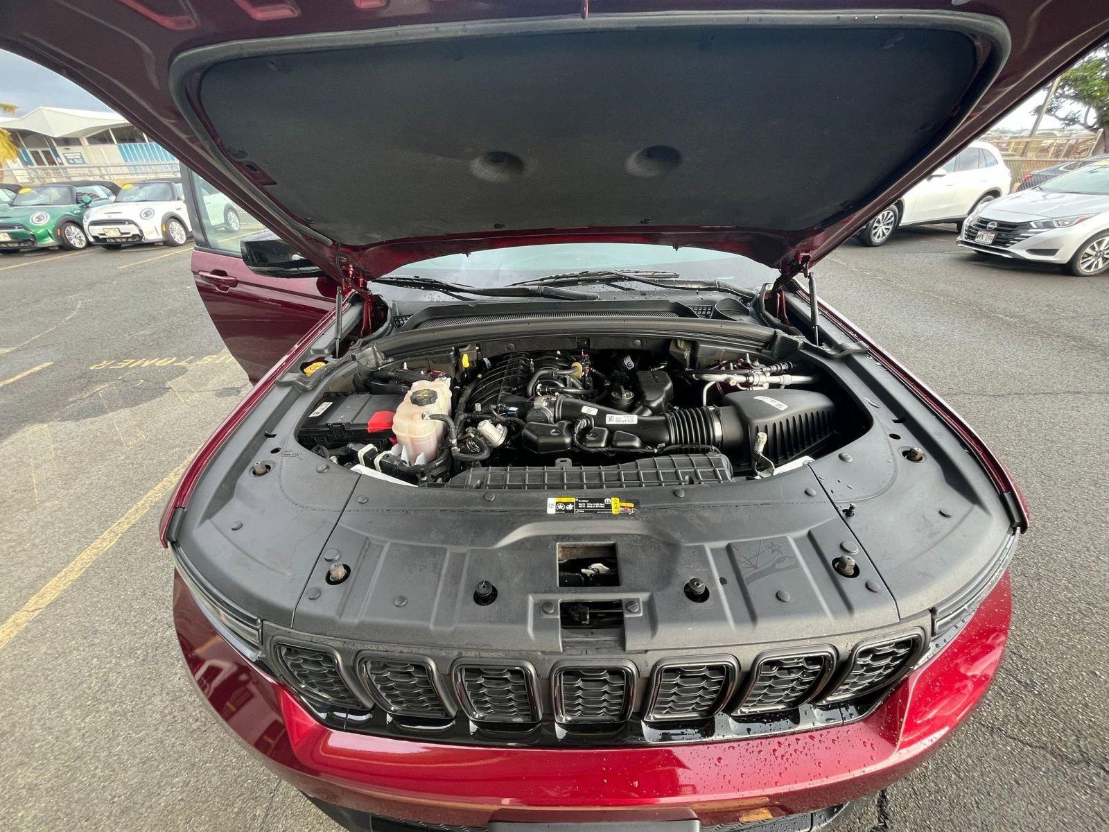 Used 2023 Jeep Grand Cherokee Altitude image 32