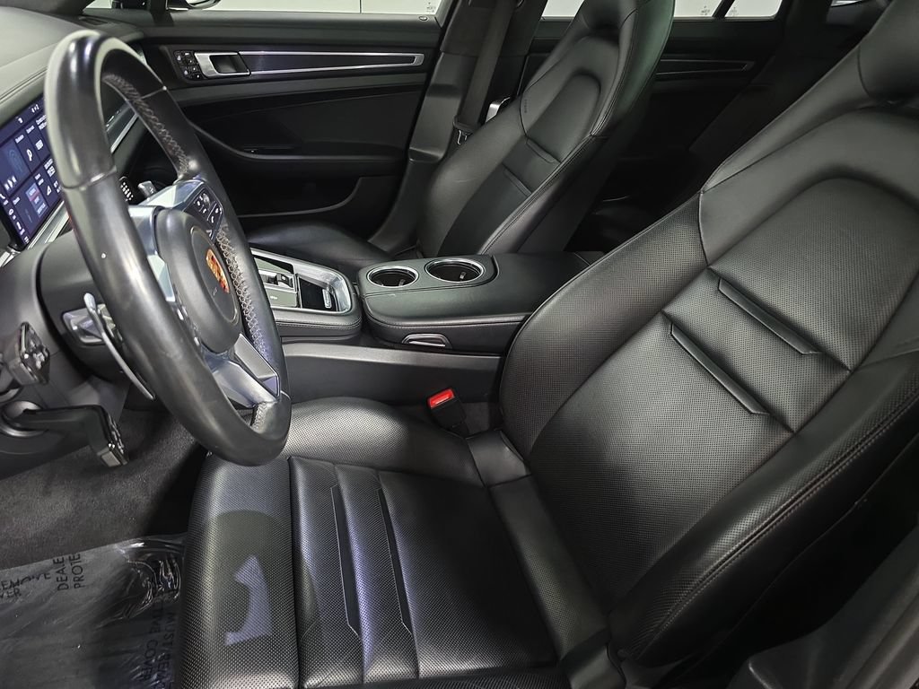 Certified 2020 Porsche Panamera GTS AWD/4WD image 5