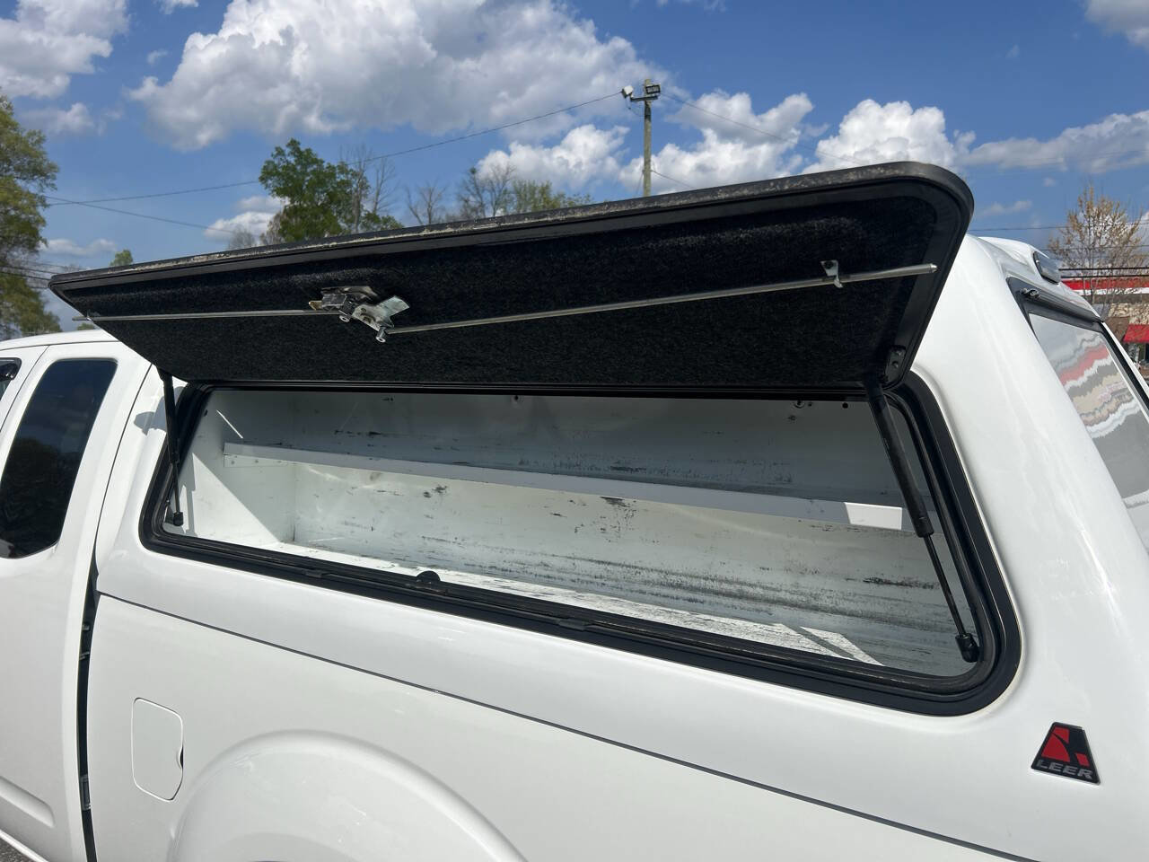 Used 2019 Nissan Frontier SV image 25