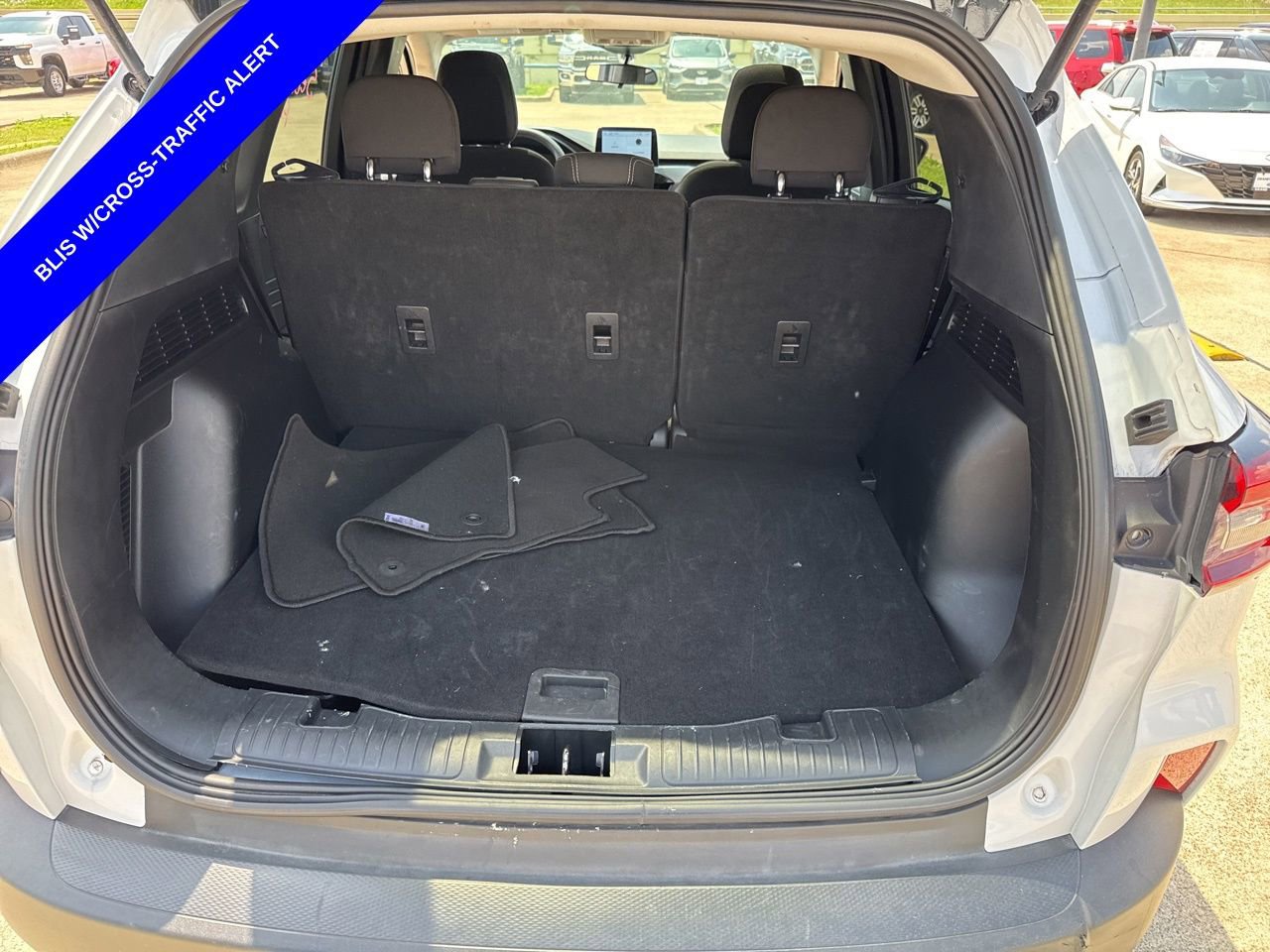 Used 2025 Ford Escape Active image 10