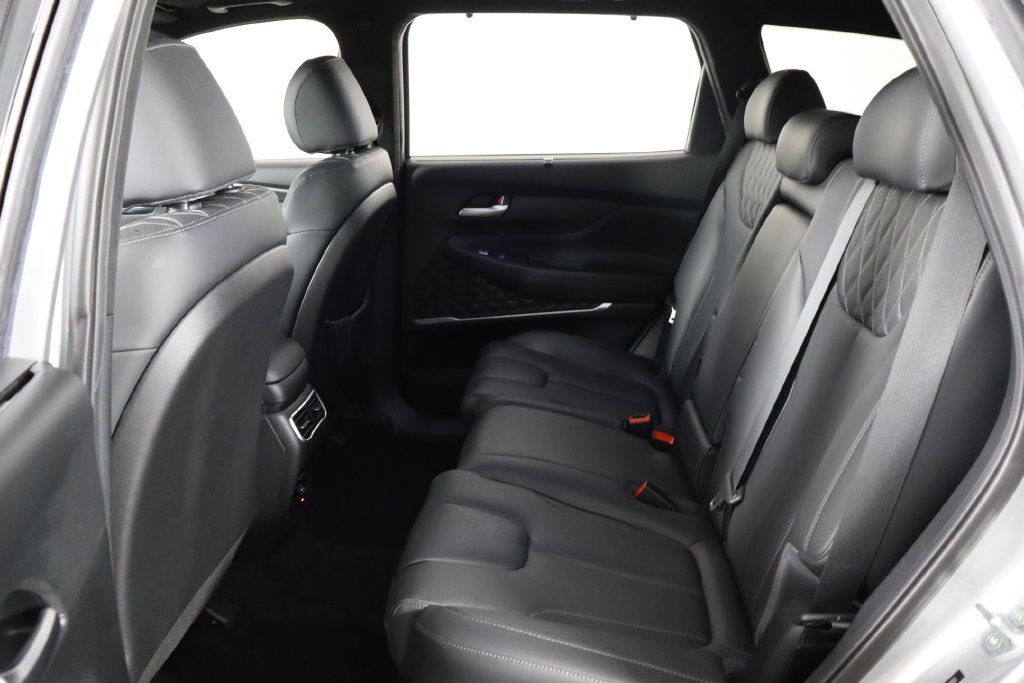 Used 2022 Hyundai Santa Fe Calligraphy FWD image 16