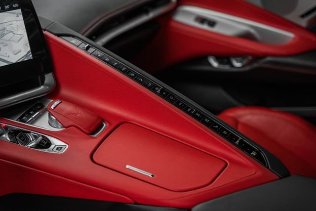 Used 2025 Chevrolet Corvette Z06 image 32