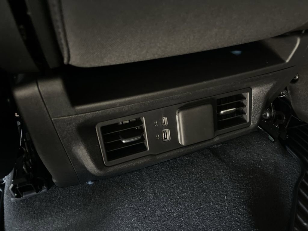 New 2026 GMC Sierra 1500 Elevation image 21