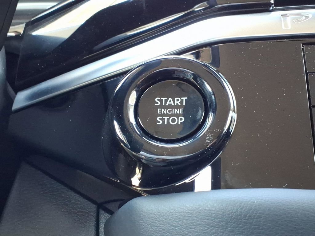 New 2026 Nissan Pathfinder SV image 18