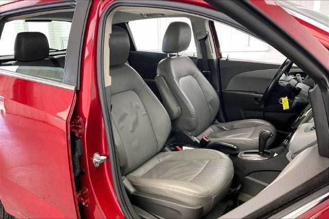 Used 2014 Chevrolet Sonic LTZ w/ Fun and Sun Package FWD image 7