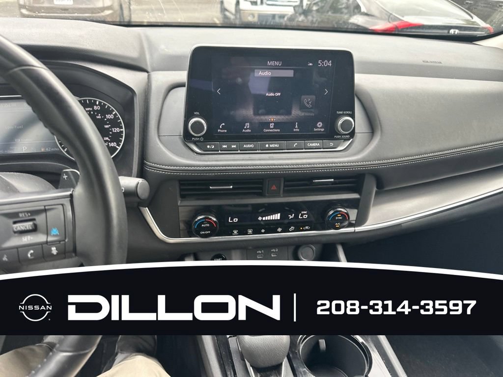 Certified 2025 Nissan Rogue SV AWD/4WD image 3