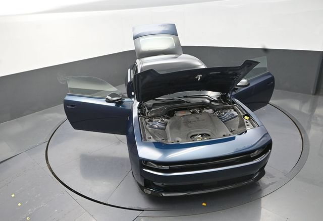 Used 2025 Dodge Charger Daytona R/T w/ Sun & Sound Package AWD/4WD image 29