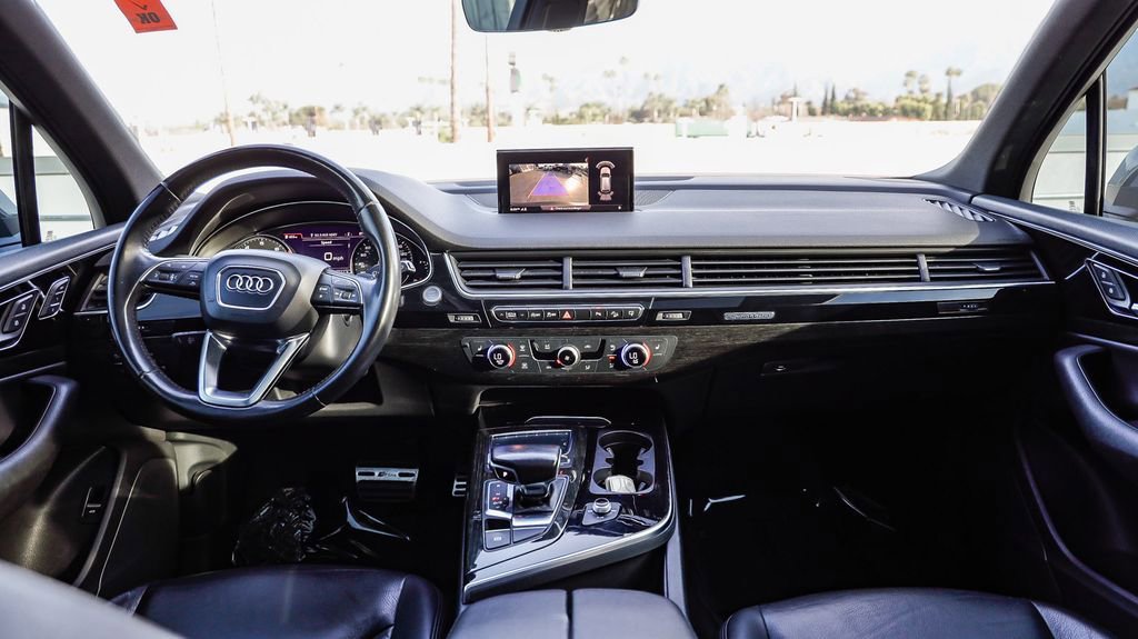 Used 2017 Audi Q7 3.0T Premium Plus image 15