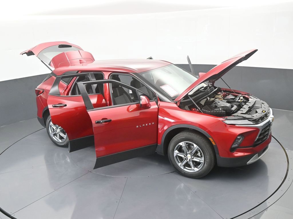 Used 2023 Chevrolet Blazer LT image 65