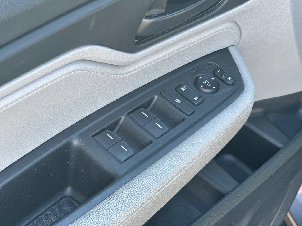 Used 2019 Honda Odyssey EX image 16