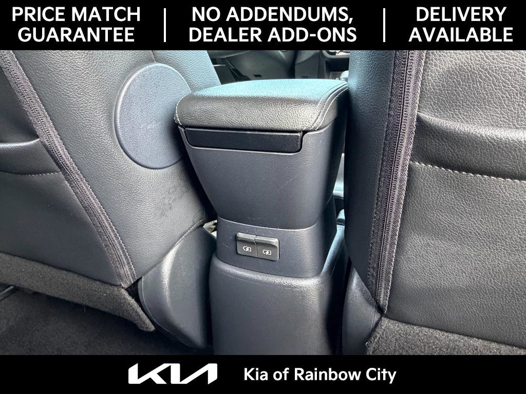 Used 2020 Nissan Kicks SR w/ SR Premium Package image 24