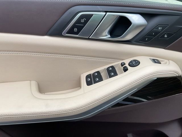 Used 2019 BMW X5 xDrive40i w/ Convenience Package AWD/4WD image 31