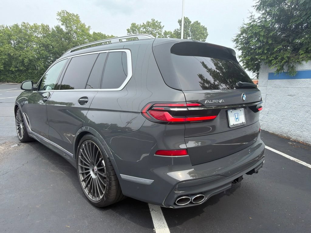 Used 2023 BMW ALPINA XB7 AWD/4WD image 3