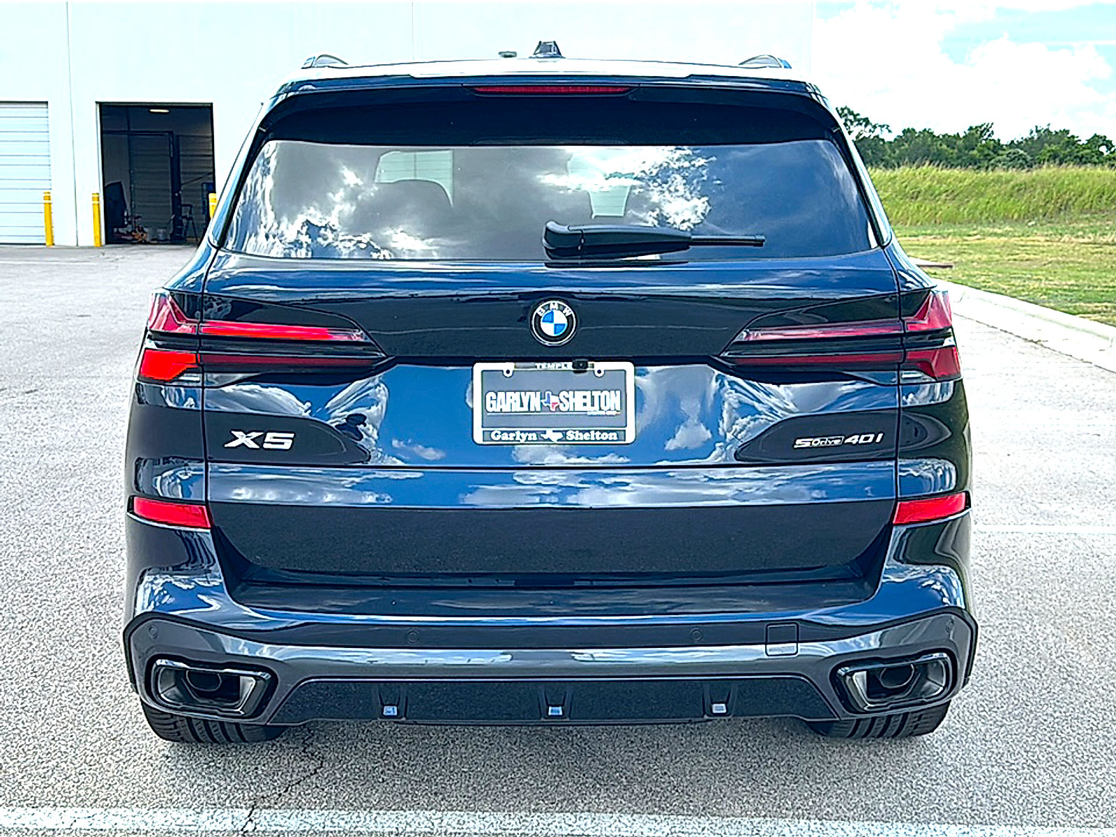 New 2026 BMW X5 sDrive40i w/ Executive Package RWD image 7