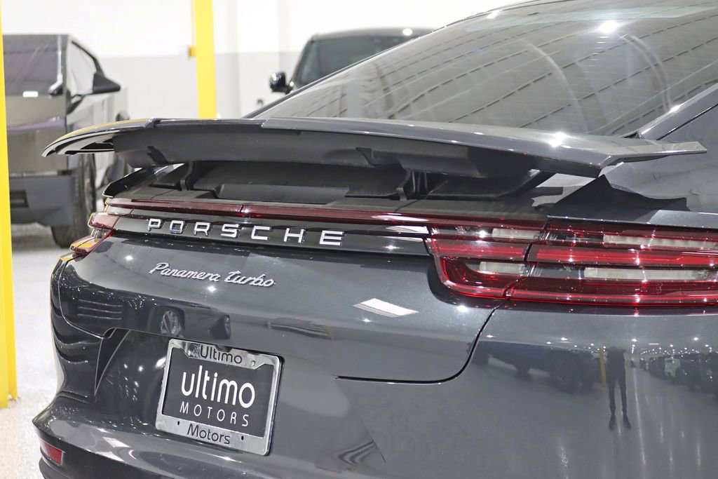 Used 2018 Porsche Panamera Turbo image 11