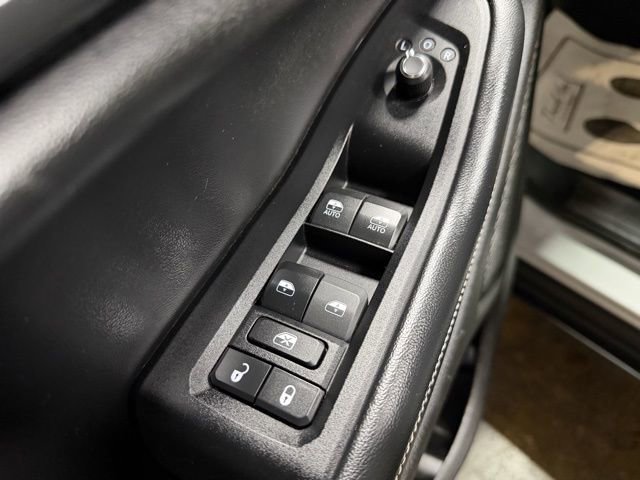 Used 2024 Jeep Grand Cherokee L Laredo image 13