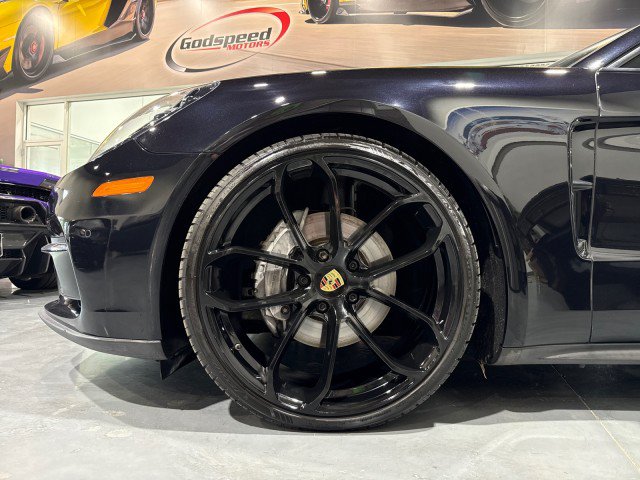 Used 2018 Porsche Panamera 4 AWD/4WD image 9