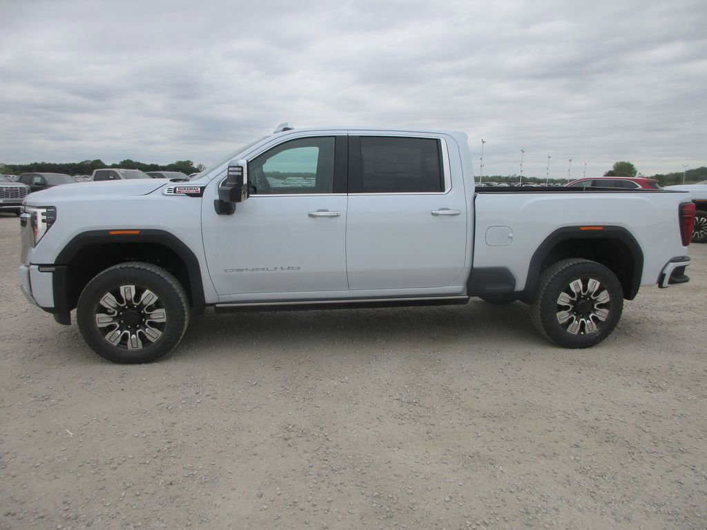 New 2026 GMC Sierra 2500 Denali w/ Denali Reserve Package image 9