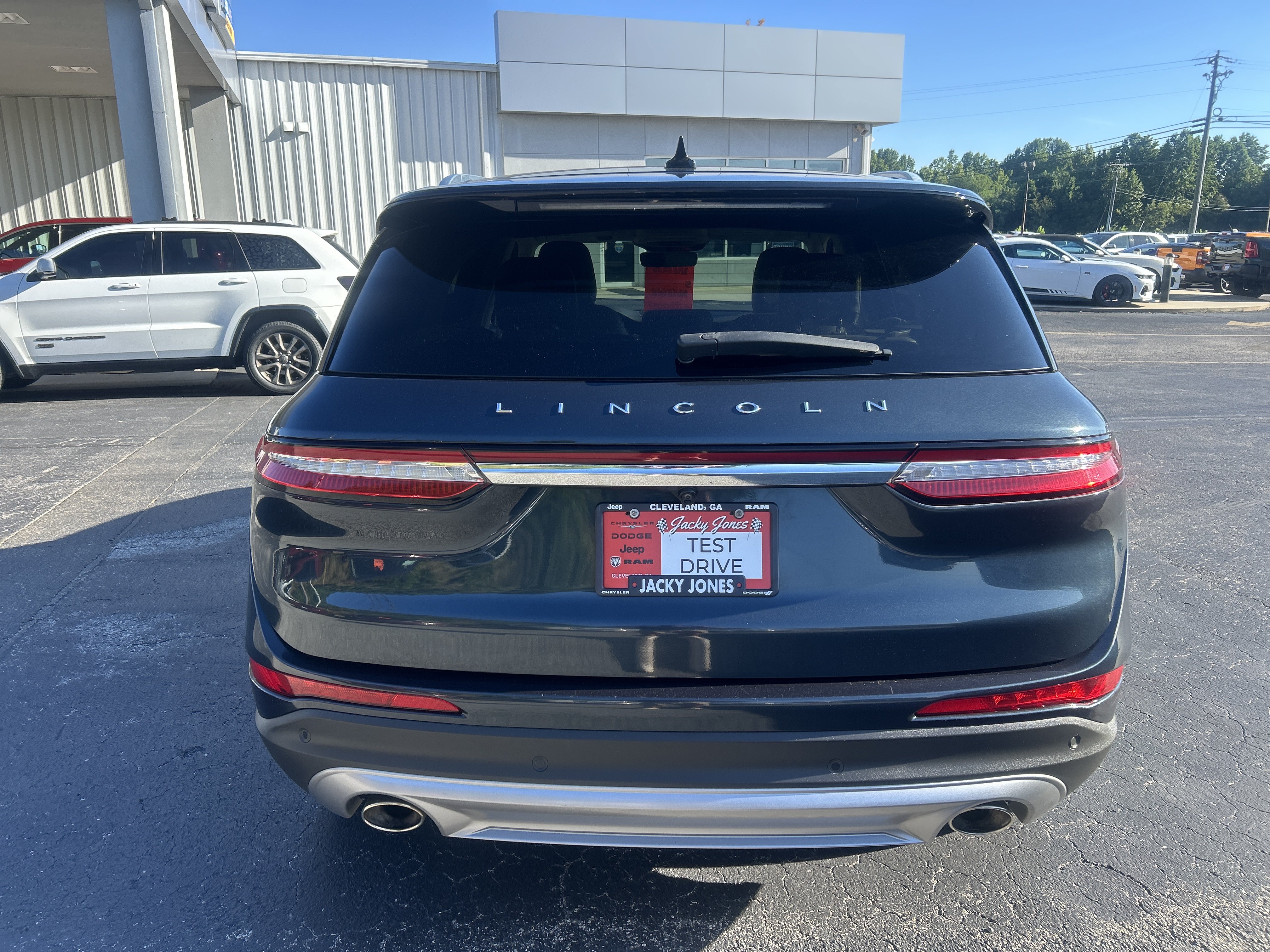 Used 2021 Lincoln Corsair Reserve w/ Equipment Group 201A FWD image 6