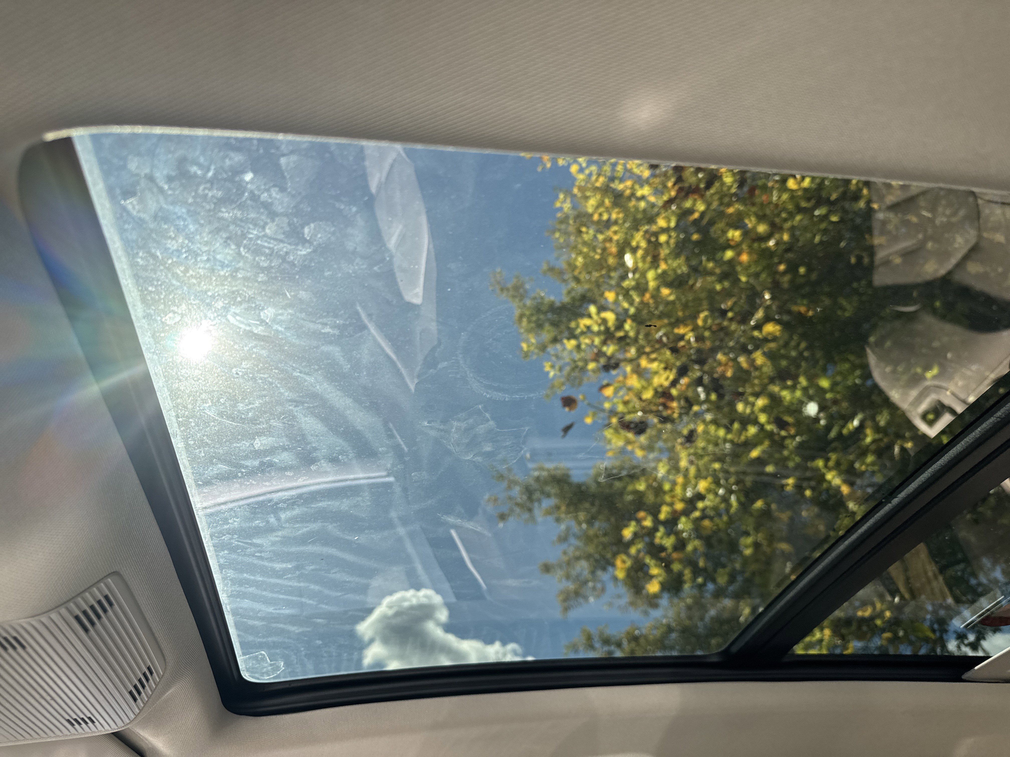 New 2026 Volkswagen Atlas SE image 10