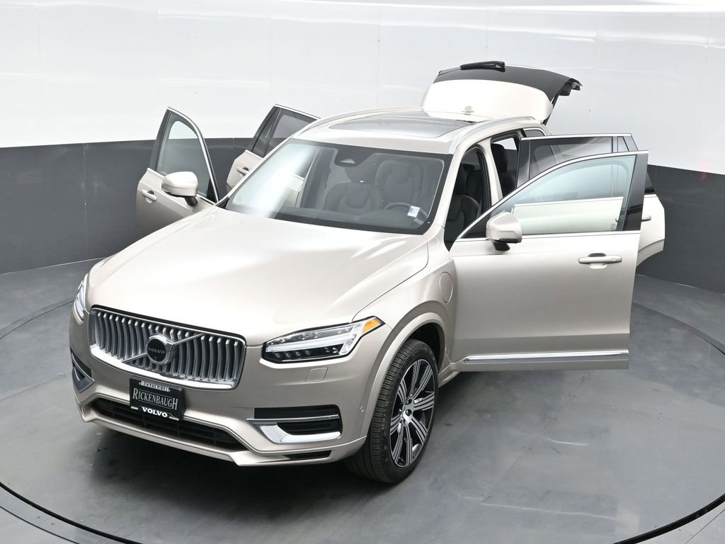 Used 2025 Volvo XC90 T8 Plus w/ Protection Package Premier image 36