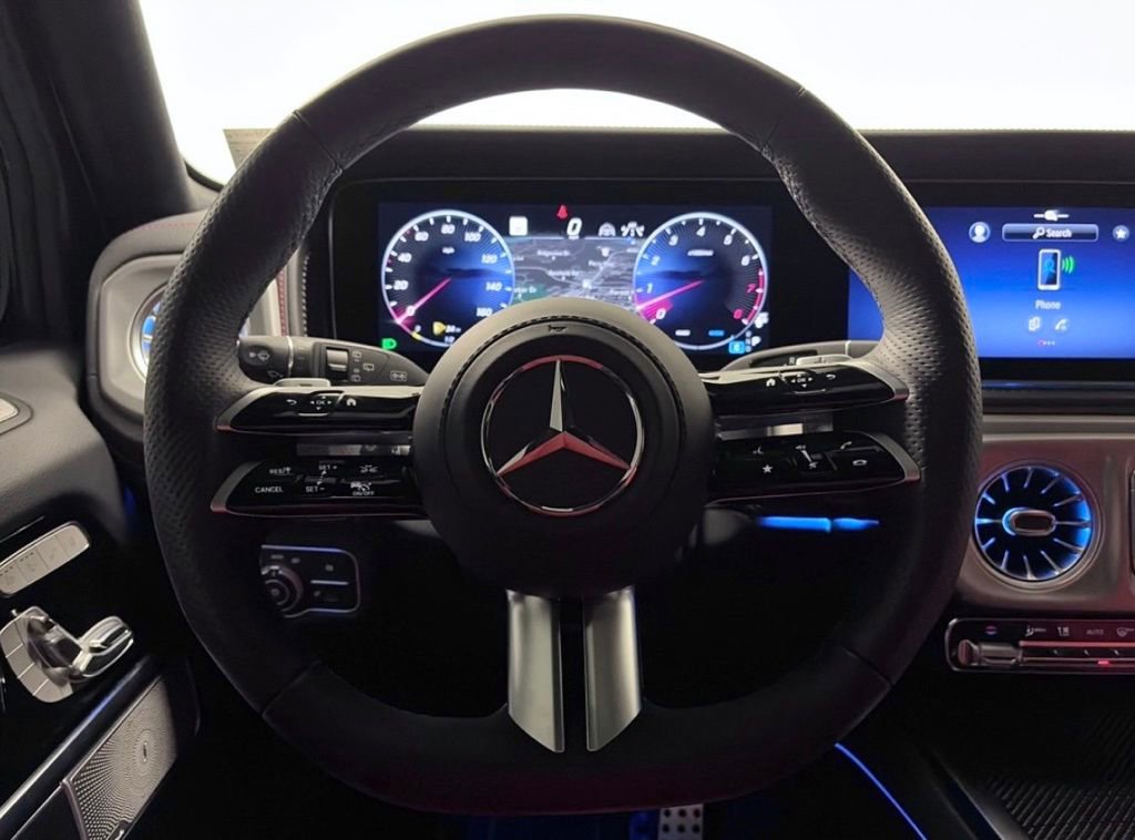 Used 2025 Mercedes-Benz G 550 image 19