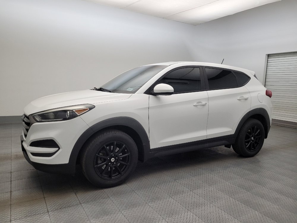 Used 2016 Hyundai Tucson SE image 2