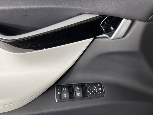 Used 2016 Tesla Model X 90D image 21