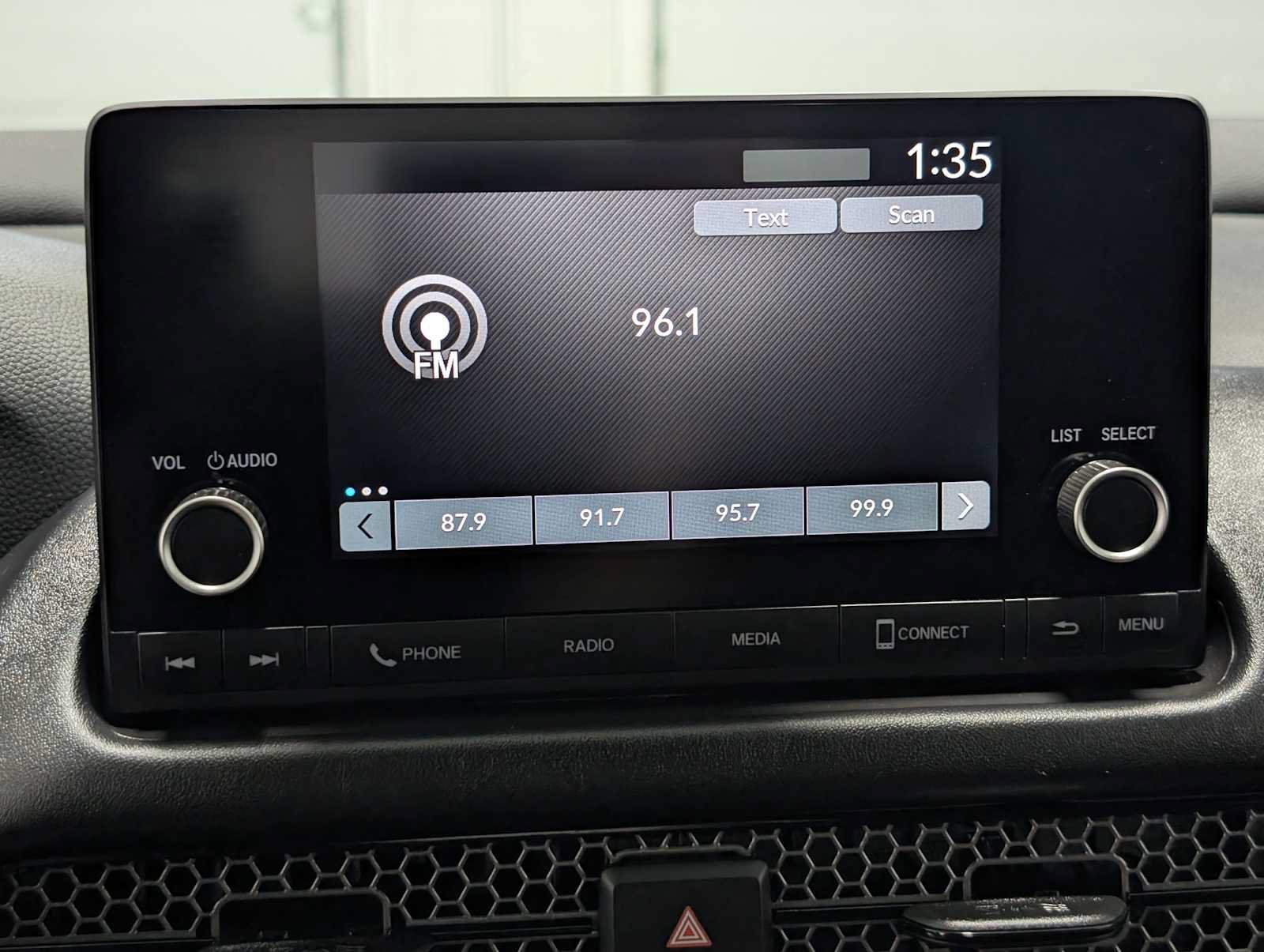 Certified 2024 Honda HR-V Sport image 23