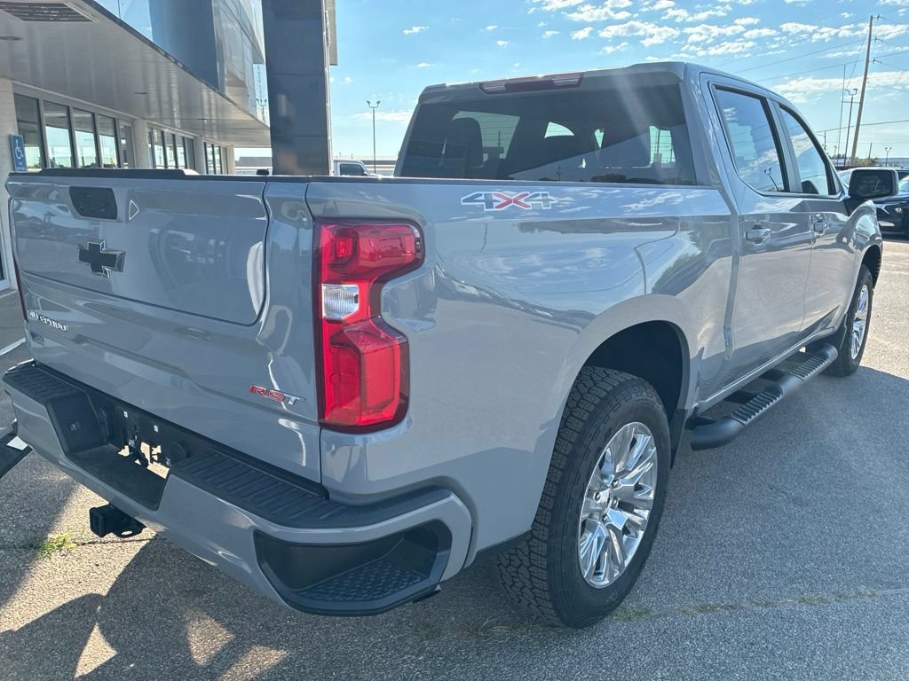 Certified 2025 Chevrolet Silverado 1500 RST w/ Protection Package AWD/4WD image 3