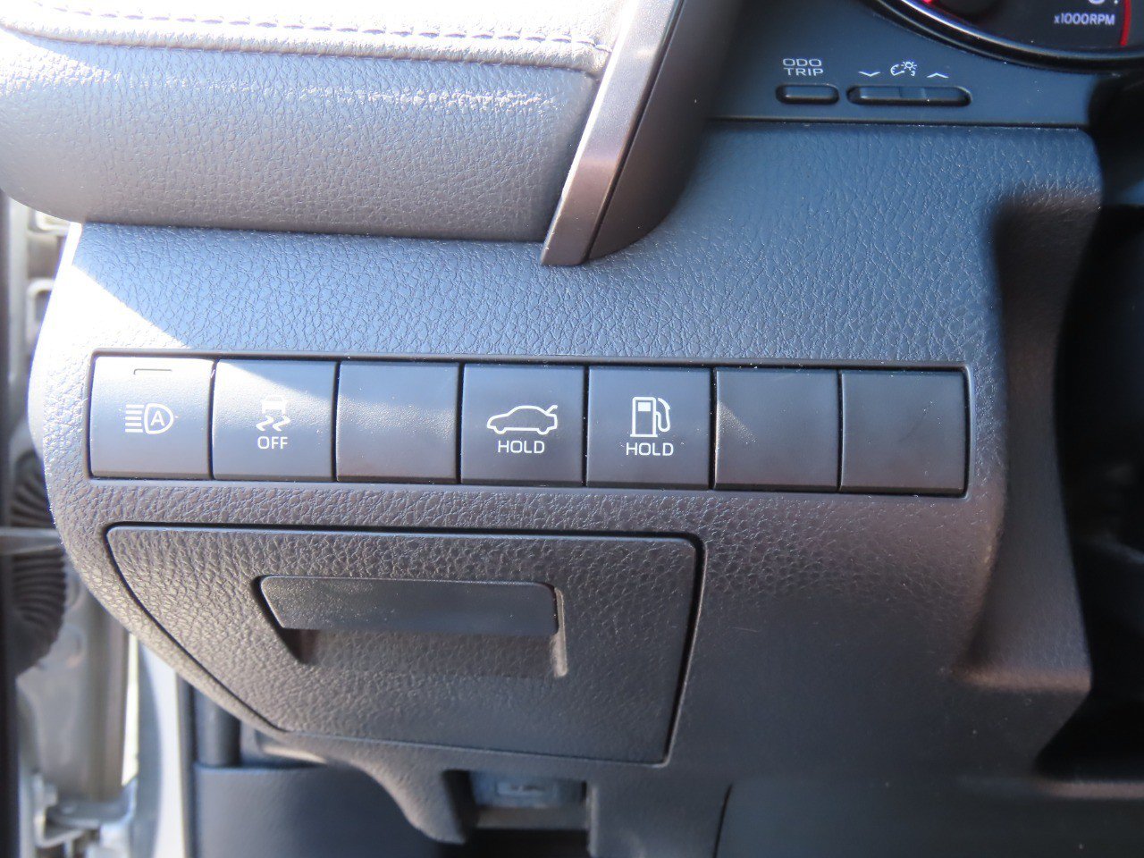 Used 2021 Toyota Camry XSE FWD image 25