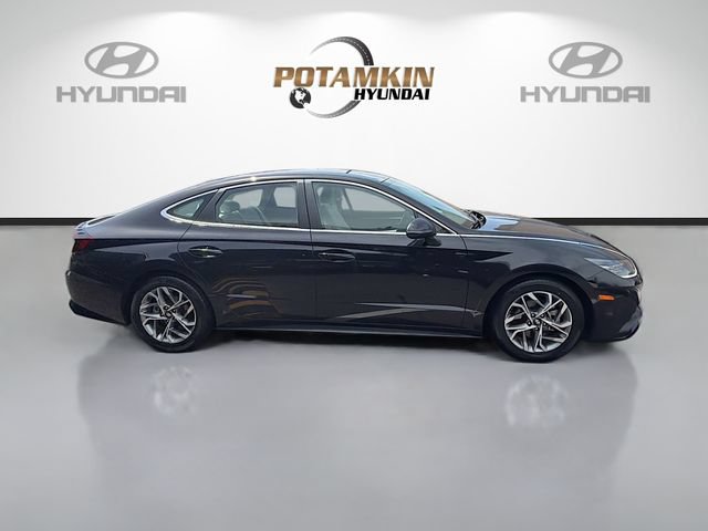 Used 2023 Hyundai Sonata SEL w/ Preferred Accessory Package FWD image 4