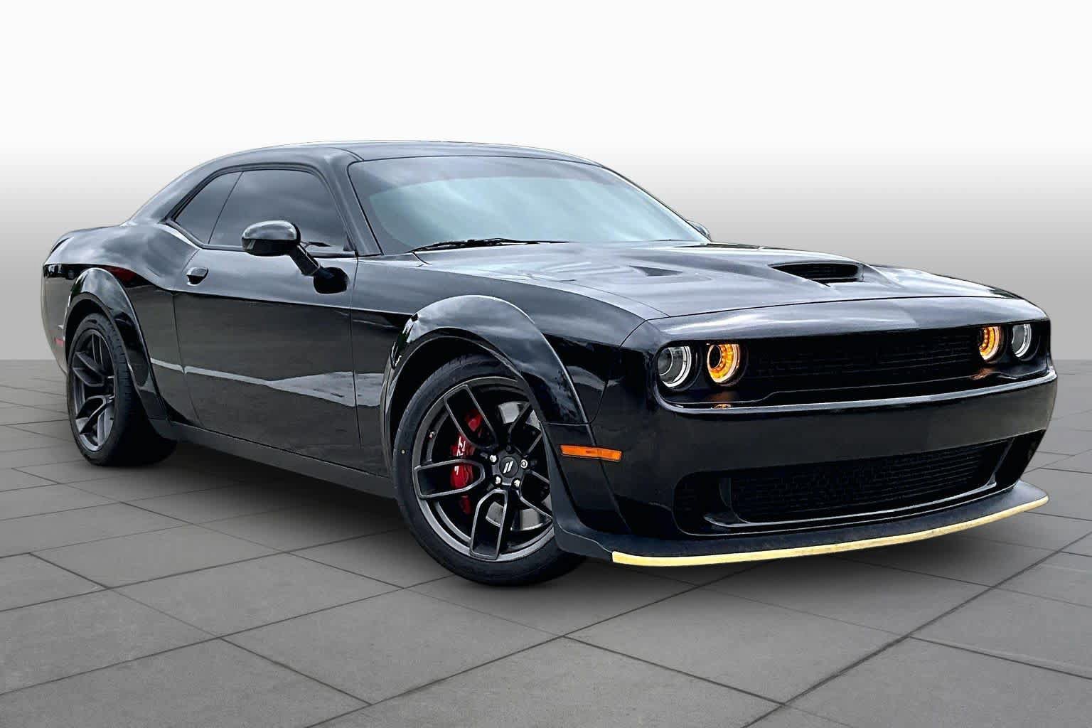 Used 2021 Dodge Challenger R/T Scat Pack RWD image 3