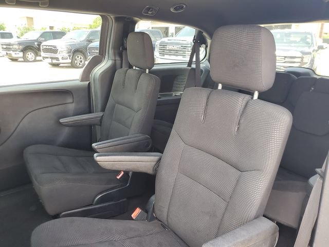 Used 2020 Dodge Grand Caravan SE FWD image 9