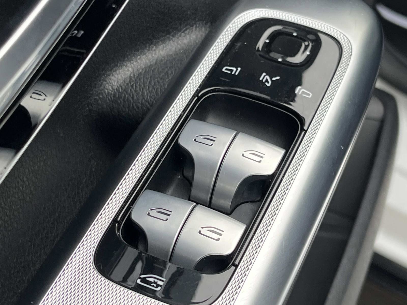 Certified 2023 Mercedes-Benz EQE 500 4MATIC Sedan image 20