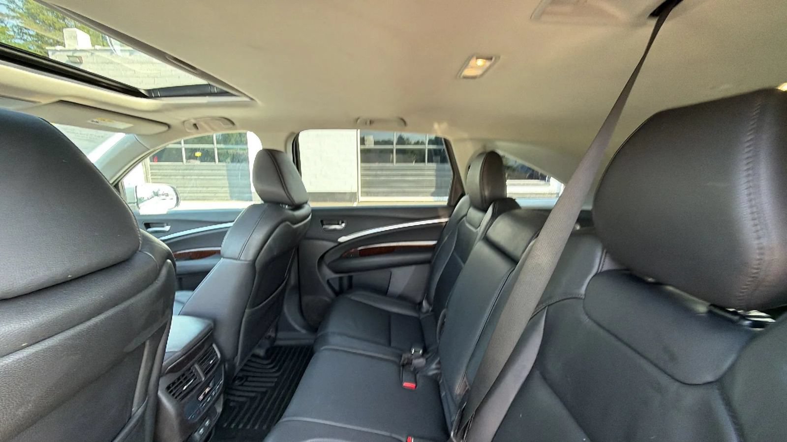 Used 2017 Acura MDX SH-AWD image 40