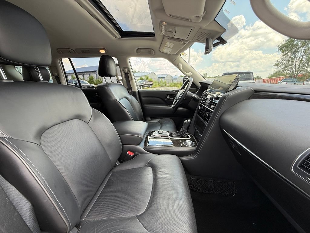 Used 2022 INFINITI QX80 Luxe w/ Cargo Package AWD/4WD image 11