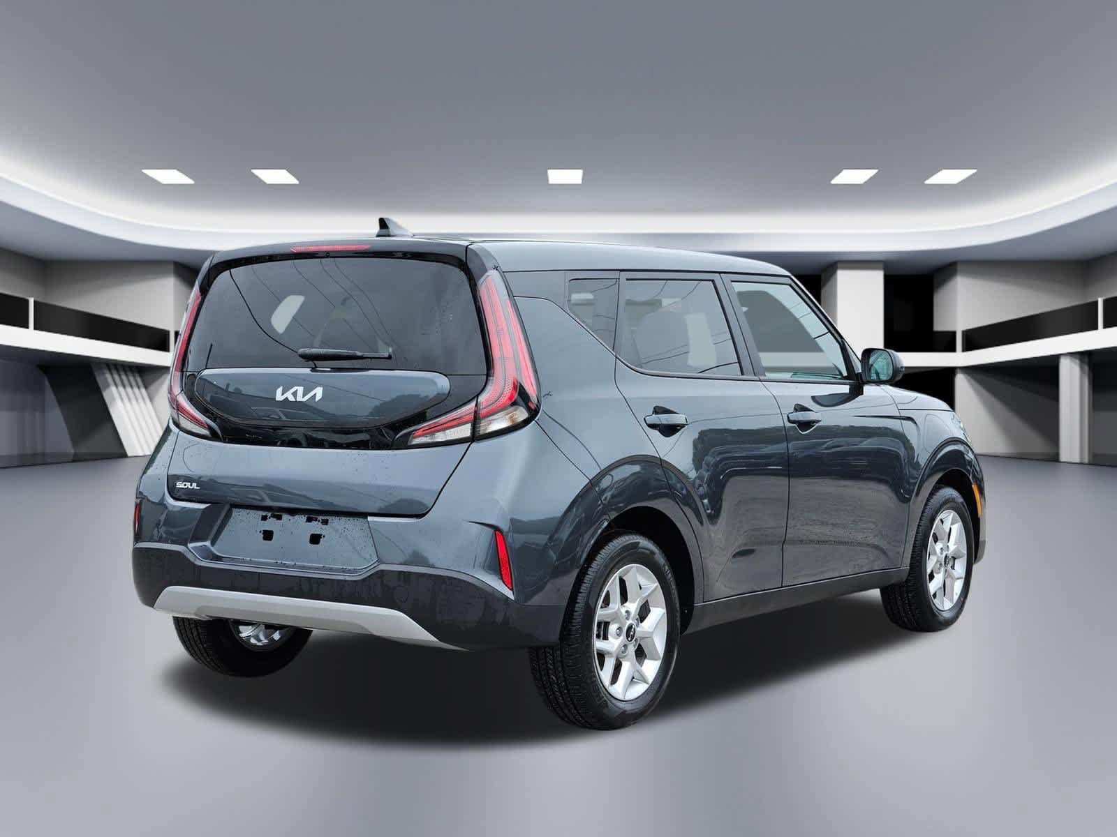 Certified 2025 Kia Soul LX FWD image 5